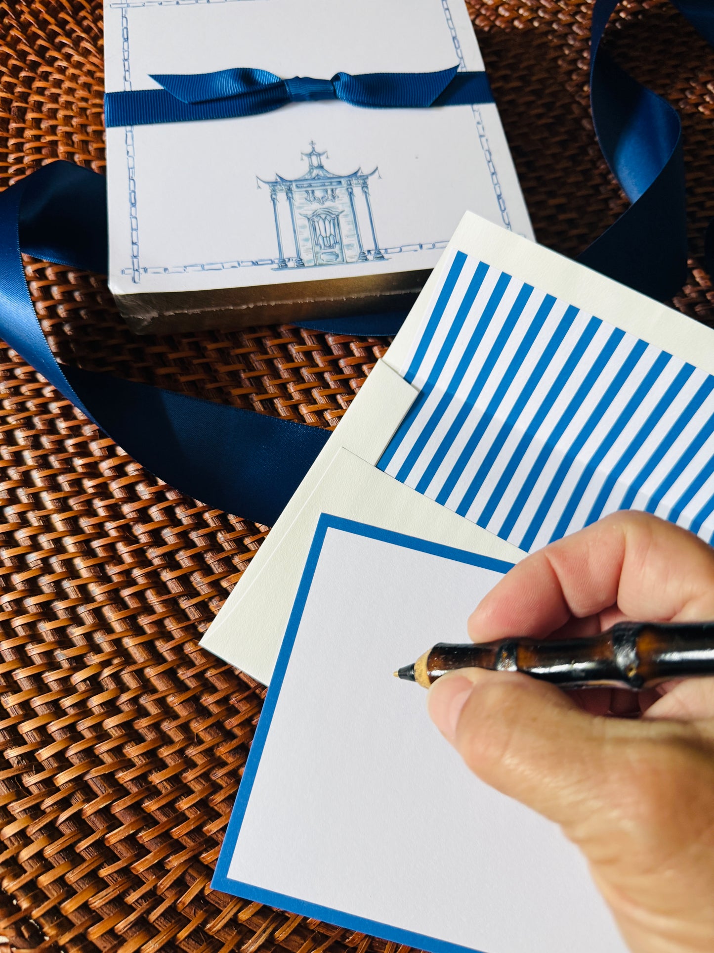 blue and white chinoiserie ornate pagoda with ginger jar notecards stationary gift set | desk