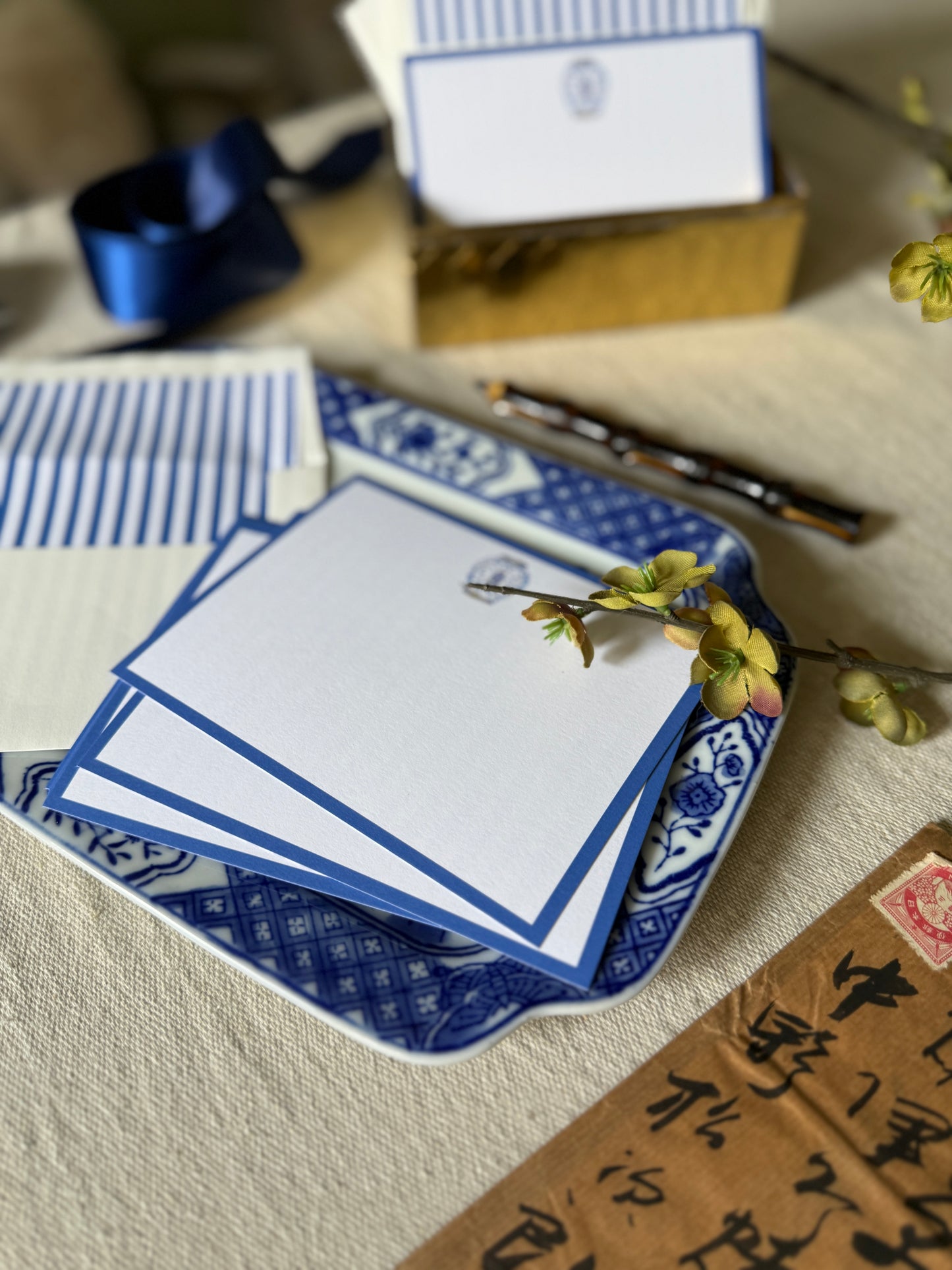 blue chinoiserie jar with navy border social stationery note cards