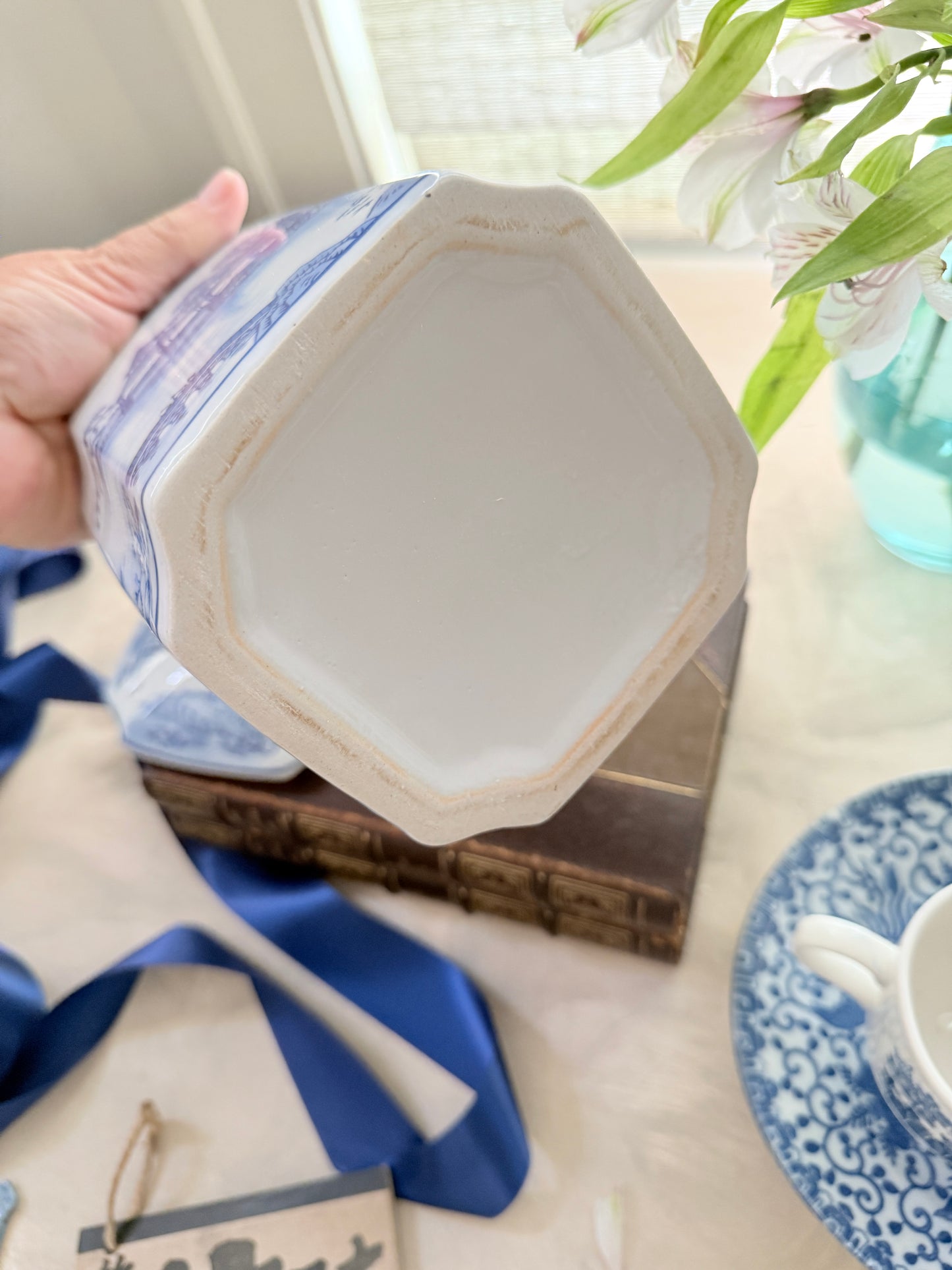 Blue Willow Design 8" Square Ginger Jar - Porcelain Chinoiserie Decor