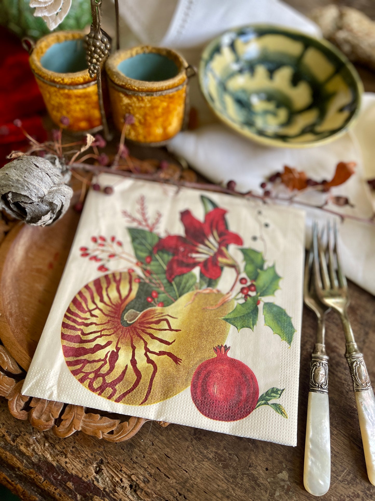 Red and Gold Nautilus Beachy Holiday Paper Napkins - Christmas Dinner Napkins (20 pack)