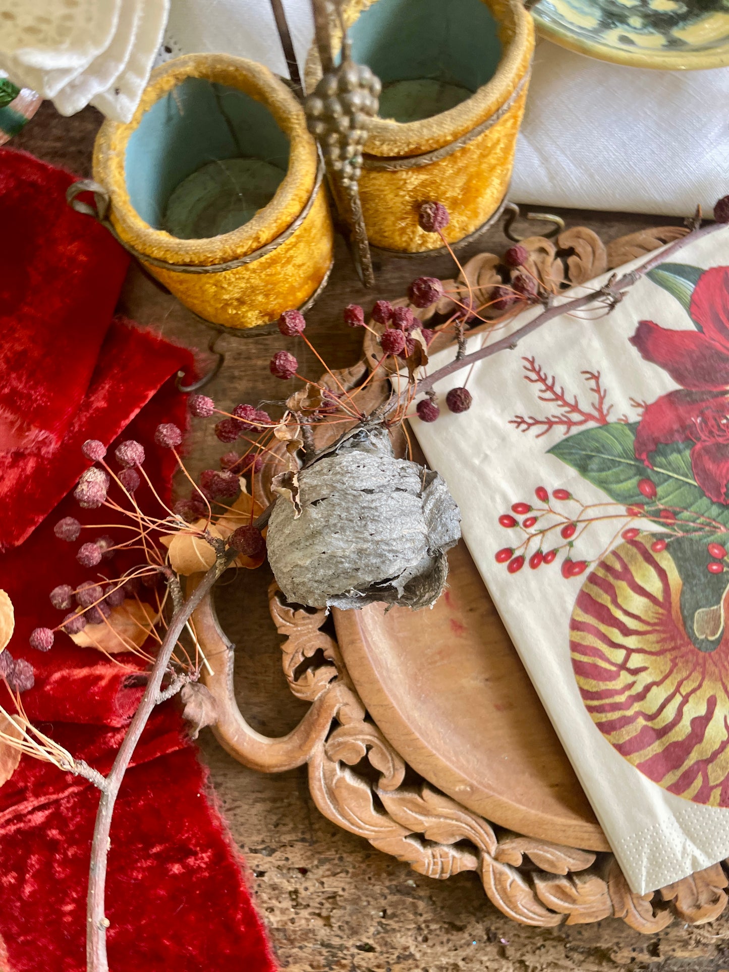 Red and Gold Nautilus Beachy Holiday Paper Napkins - Christmas Dinner Napkins (20 pack)