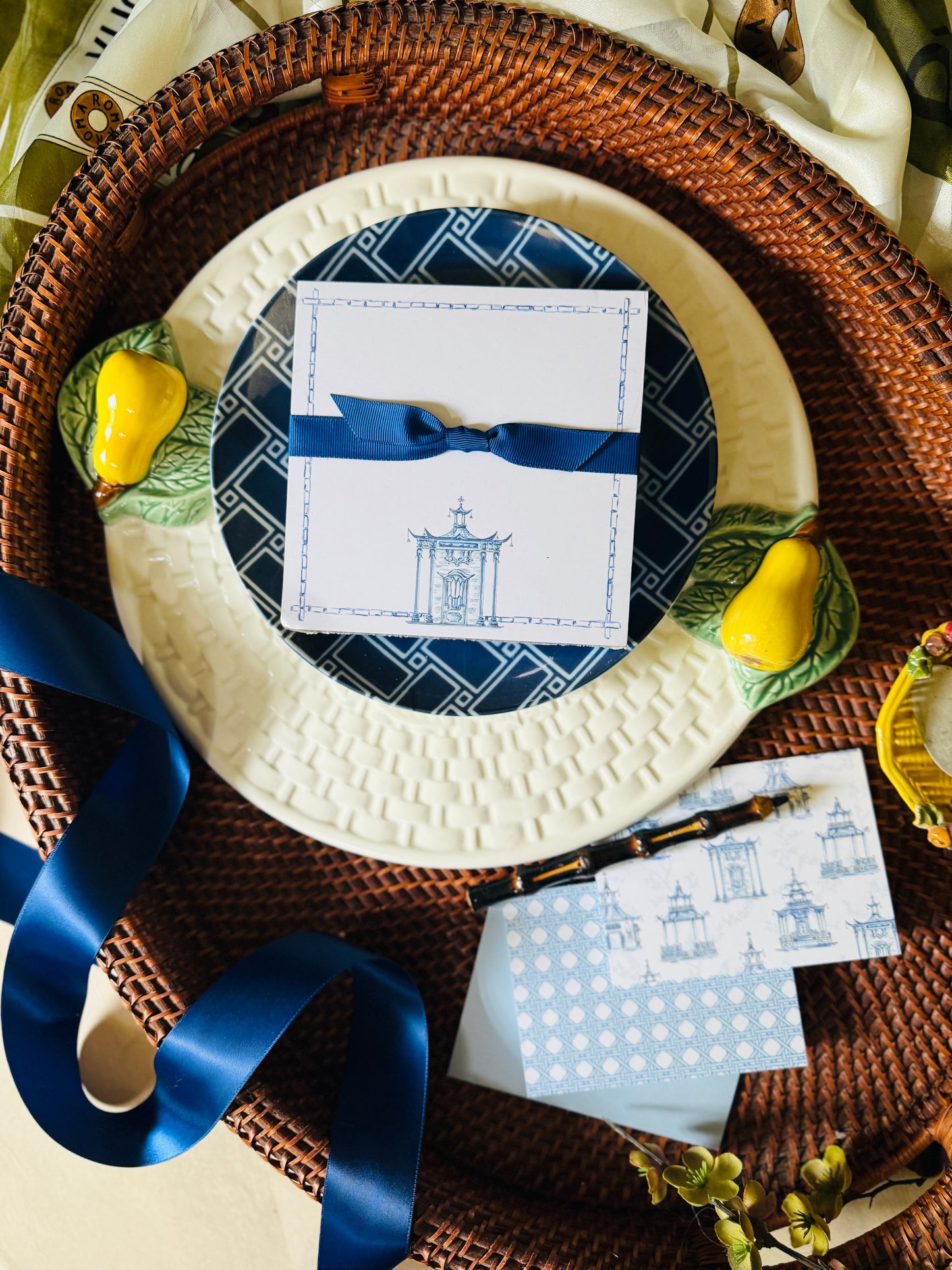blue and white chinoiserie ornate pagoda with petite notecards stationary gift set