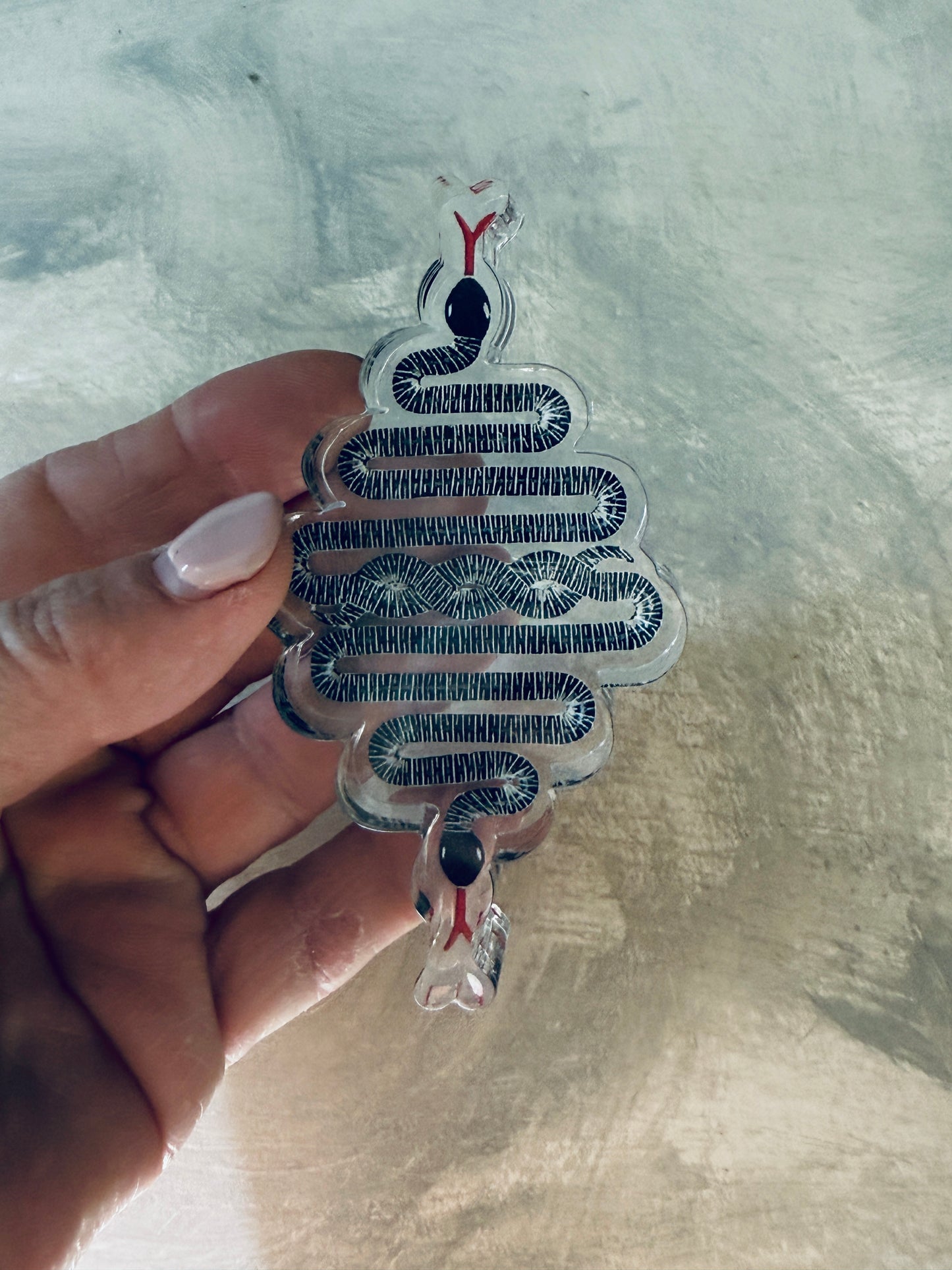 Acrylic Snake Napkin Weight - Modern Table Decor & Unique Gift